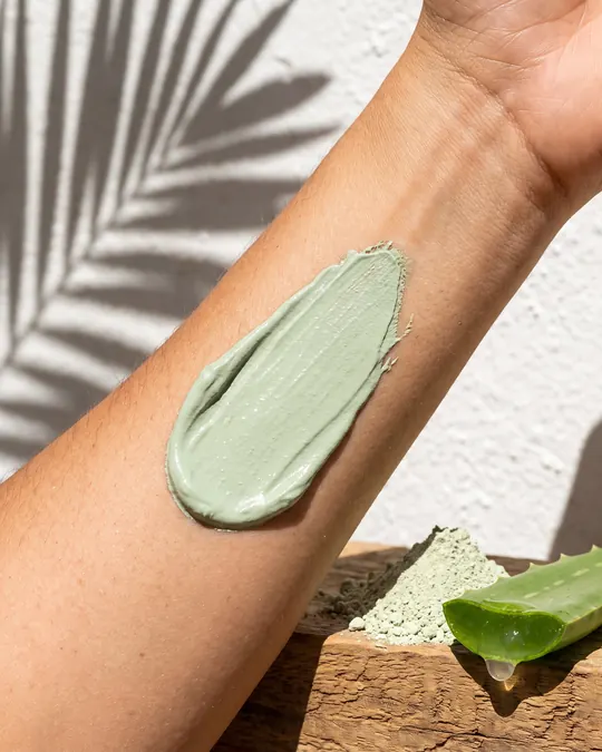 Verdosa Purifying Clay Mask, texture close-up